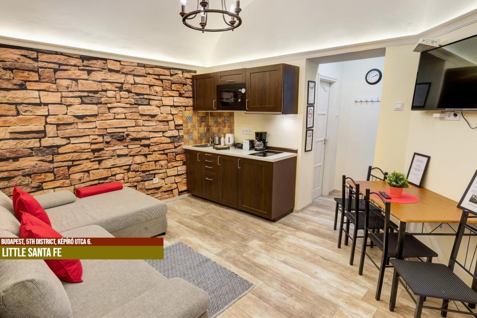 Little Americas Main Street Apartments Budapeşte Dış mekan fotoğraf