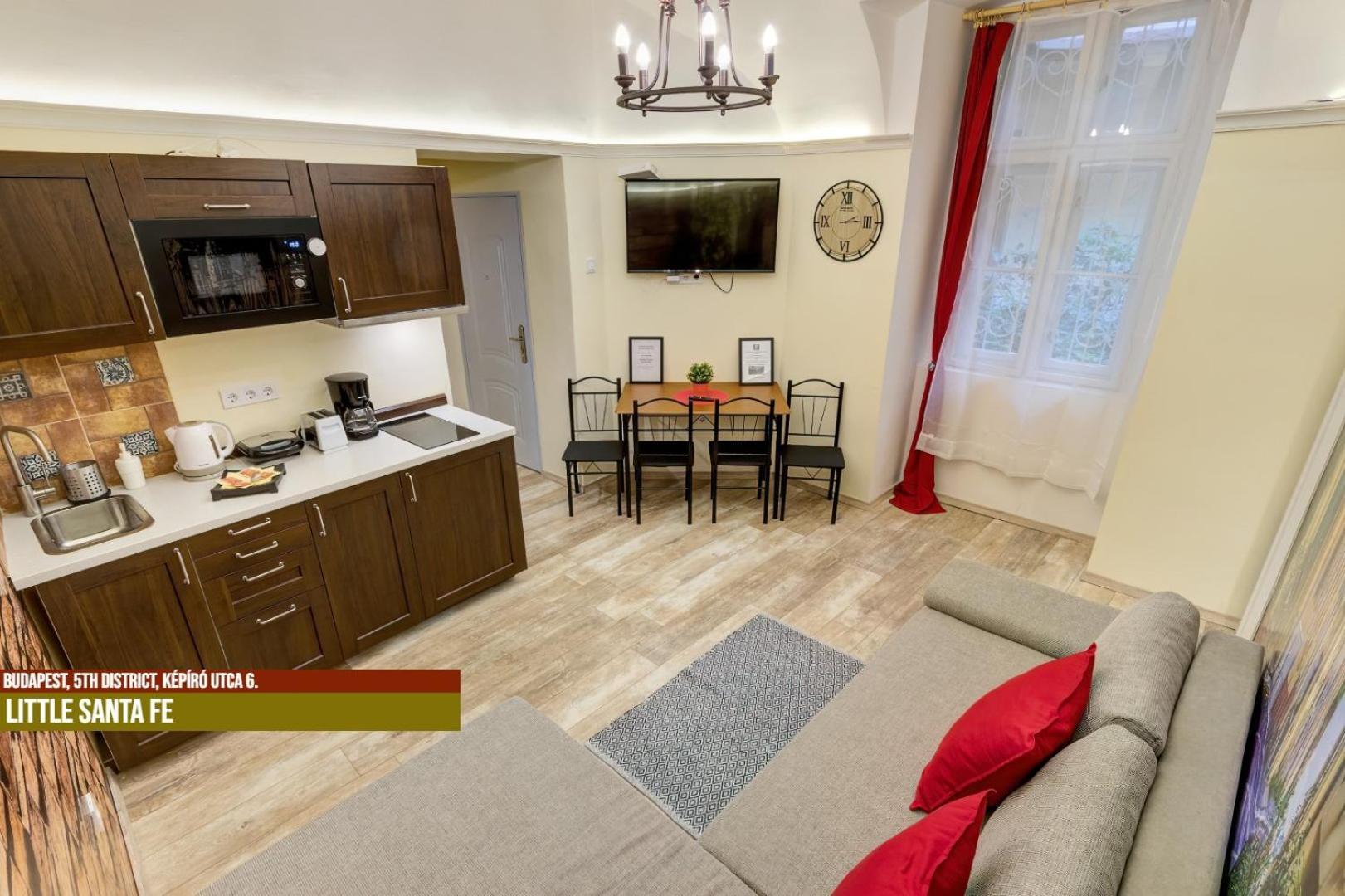 Little Americas Main Street Apartments Budapeşte Dış mekan fotoğraf