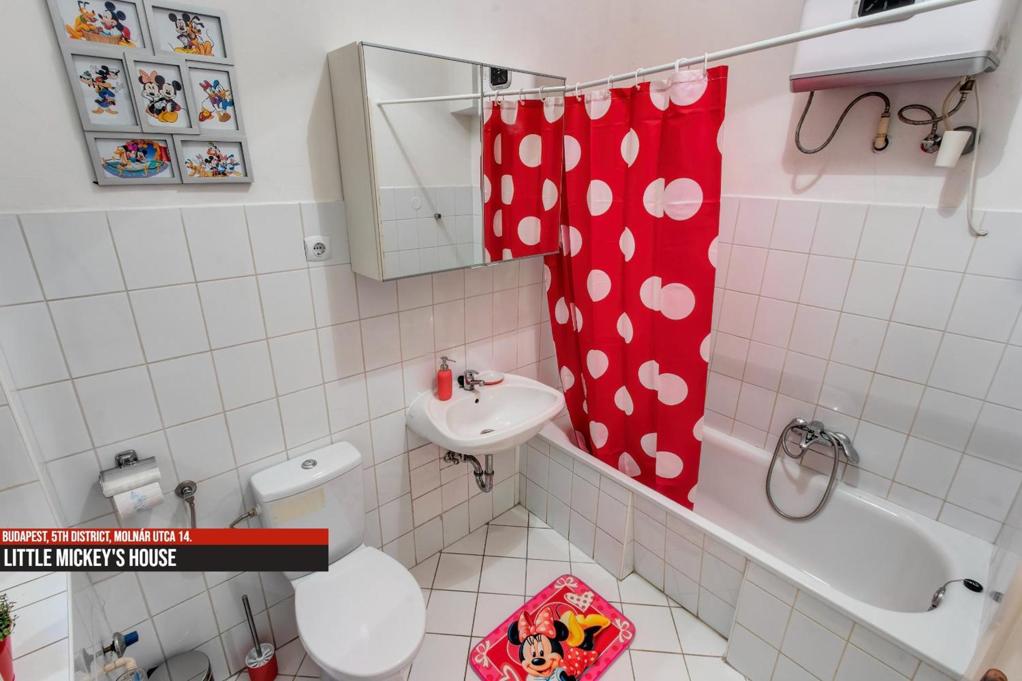 Little Americas Main Street Apartments Budapeşte Dış mekan fotoğraf