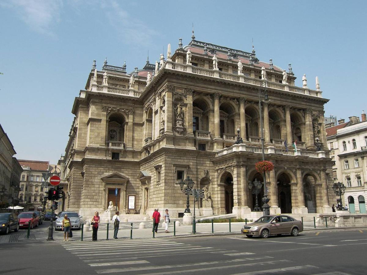 Little Americas Main Street Apartments Budapeşte Dış mekan fotoğraf